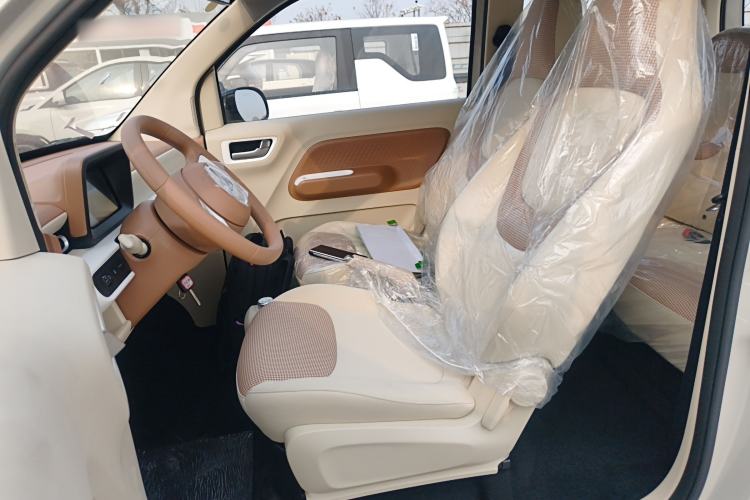 Used Wuling Hongguang MINIEV 2024 3rd Generation 215km Youth Edition
