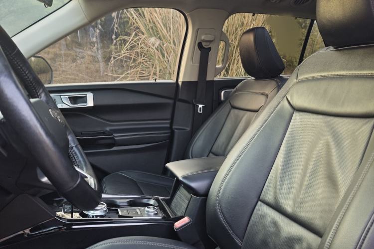 Used Ford Explorer 2020 EcoBoost 285 4x4 Titanium Edition 6 Seats