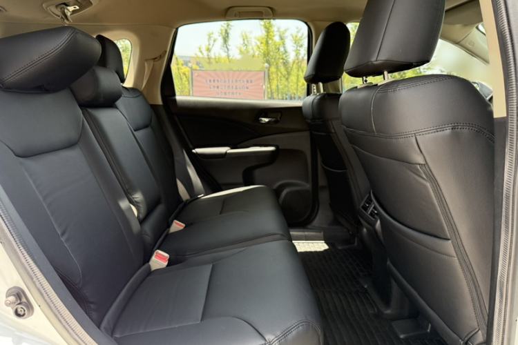 Used Honda CR-V 2016 2.0L two-wheel drive Urban Edition
