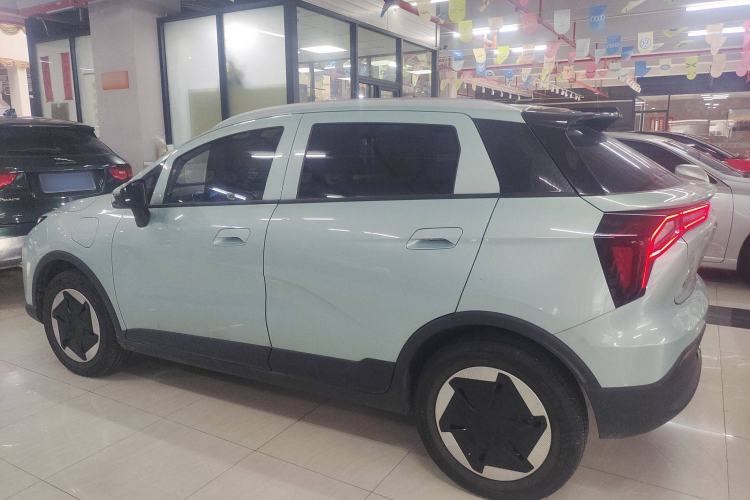 Used Geometry E Firefly 2024 301km Starlight
