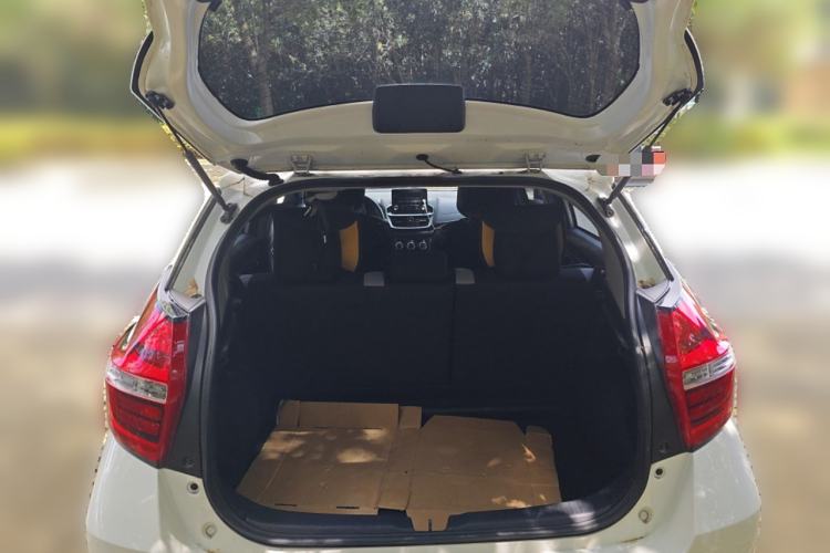 Used Toyota YARiS L 2021 1.5L CVT Leading Edition
