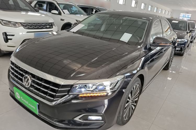 Used Volkswagen Passat 2020 330TSI Luxury Edition China VI
