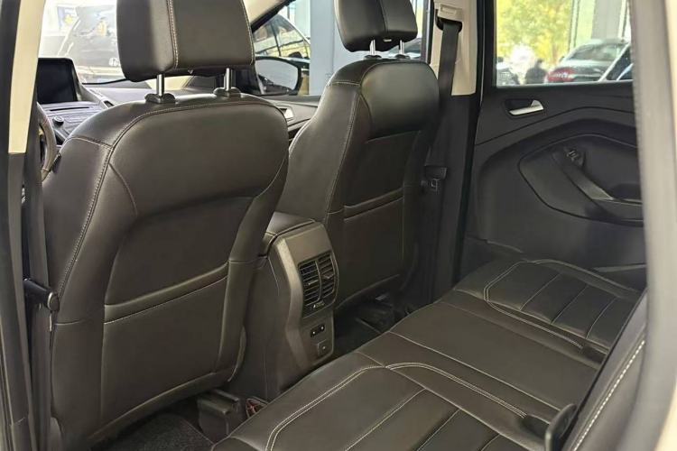 Used Ford Kuga 2018 EcoBoost 180 Two-Wheel-Drive Platinum Edition
