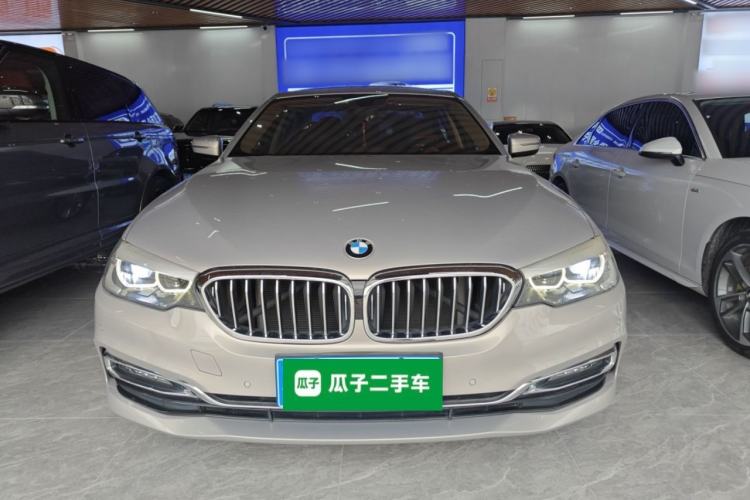 Used BMW 5 Series 2018 525Li Luxury Package
