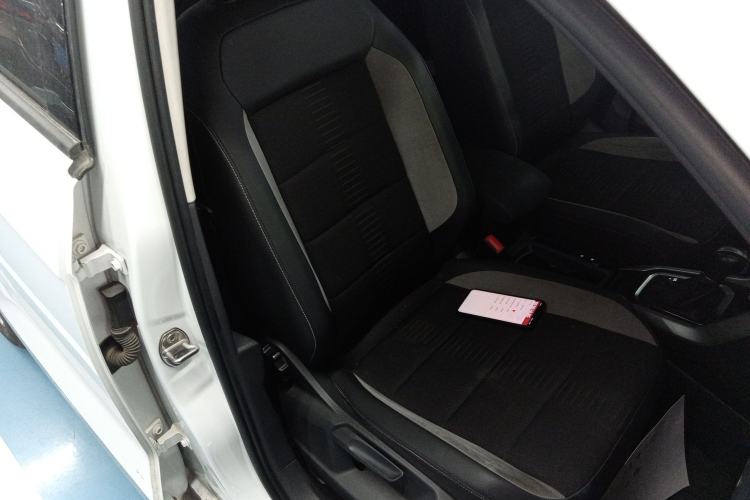 Used Volkswagen T-ROC 2022 280TSI DSG Two-Wheel Drive Elite PLUS