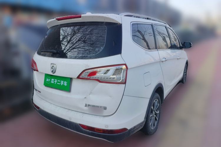 Used Baojun 730 2017 1.5T DCT Flagship Model 7 Seats China V Emission Standard