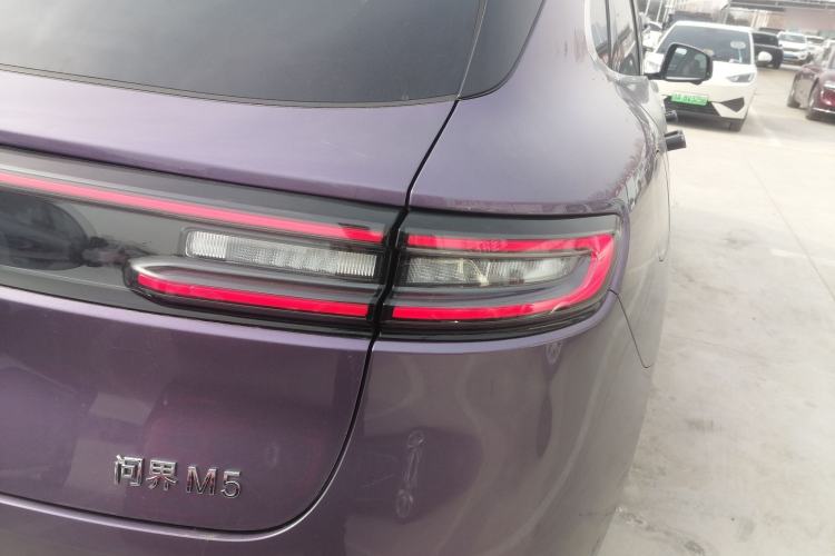 Used Hima AITO M5 2025 Extended-Range Ultra All-Wheel-Drive Version
