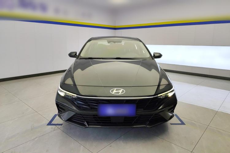 Used Hyundai Elantra 2023 1.5L CVT LUX Prestige Edition