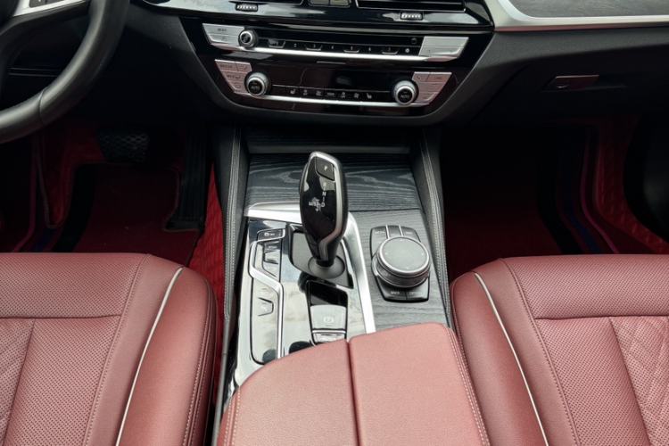 Used BMW 5 Series New Energy 2021 535Le M Sport Package
