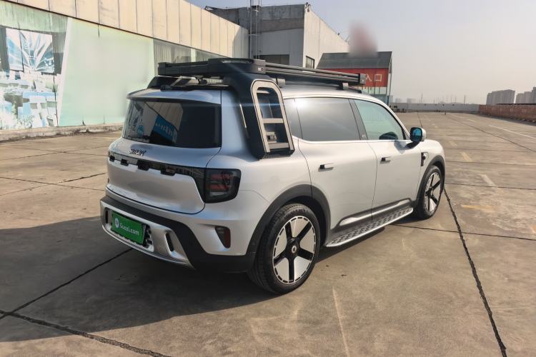 Used  #5 2024 Ultra-Long Range Extraordinary Journey Luxury Edition