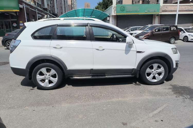 Used Chevrolet Captiva 2012 2.4L 4x4 Flagship Edition 7 Seats
