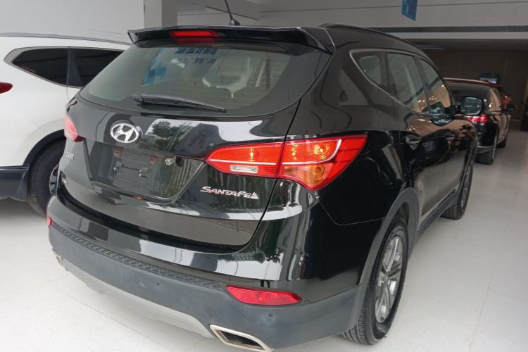 Used Hyundai Santa Fe 2015 2.0T Automatic Two-Wheel Drive Comfort Version 5 Seats