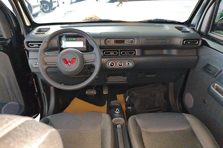 Used Wuling Zhiguang New Energy 2025 Standard Model
