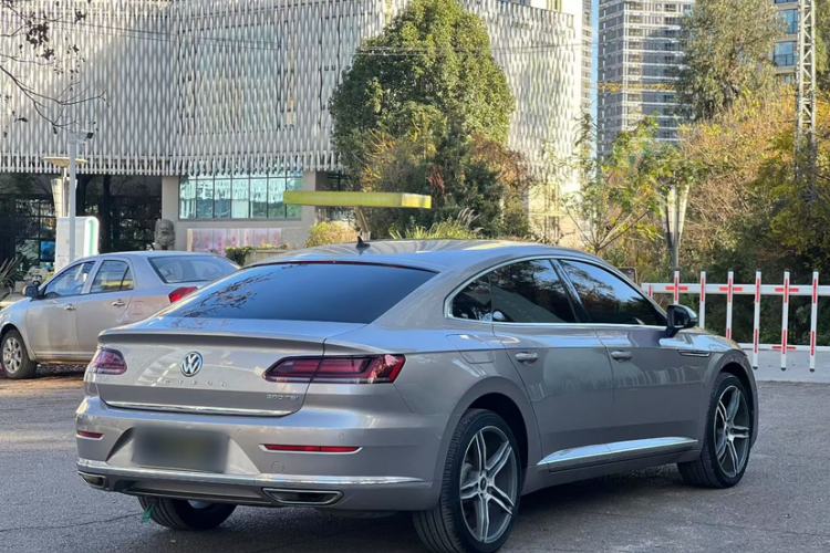 Used Volkswagen FAW-Volkswagen CC 2019 380TSI Glamour Edition China VI Standard
