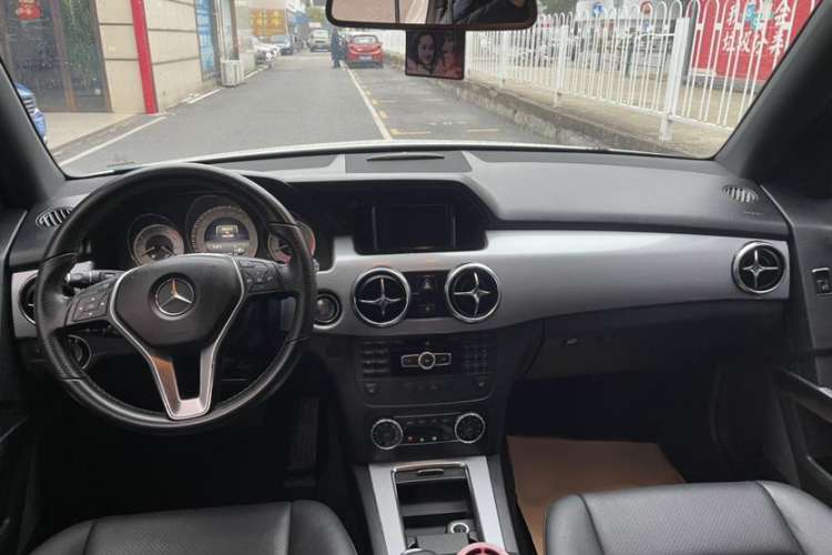 Used Mercedes-Benz GLK-Class 2013 Facelift GLK 300 4MATIC Fashion Edition