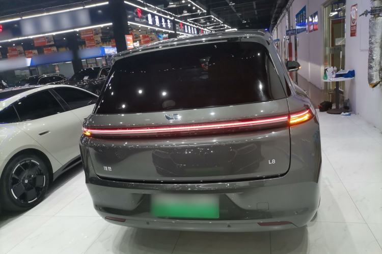 Used Li Auto L8 2023 Pro Model
