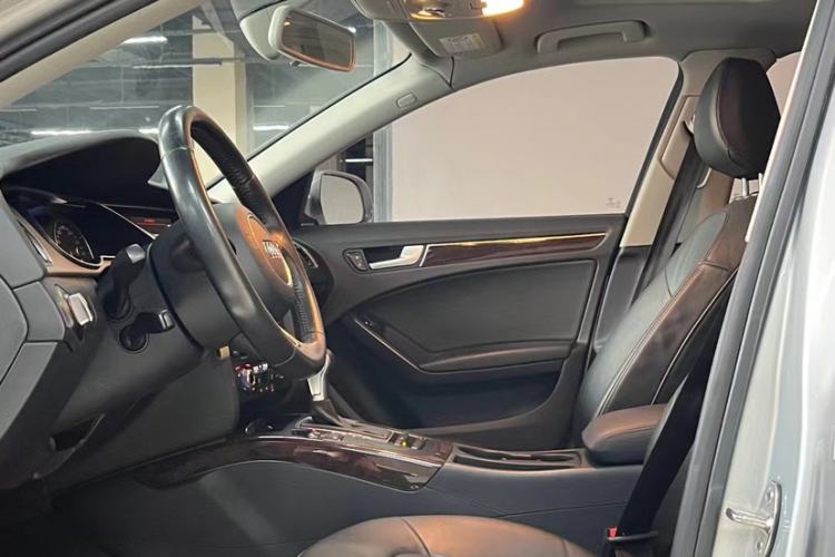 Used Audi A4L 2015 35 TFSI Automatic Comfort Model
