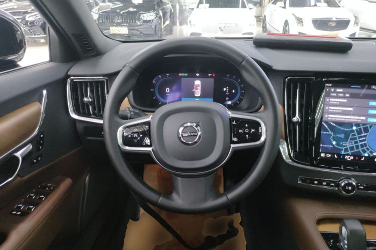 Used Volvo S90 2024 B5 Zhiyi Luxury Edition