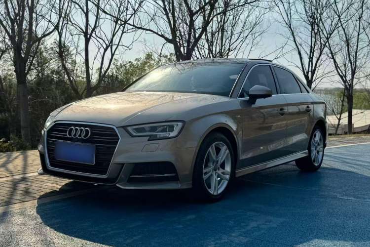 Used Audi A3 2019 Limousine 35 TFSI Fashion Edition China VI Emission Standard
