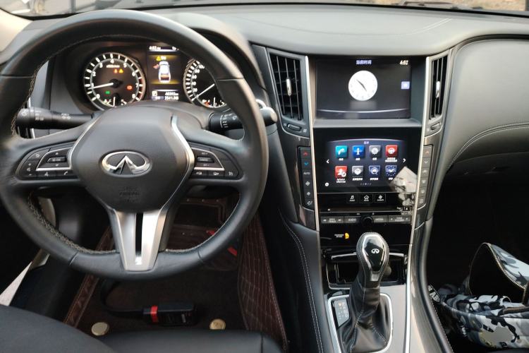 Used Infiniti Q50L 2018 2.0T Comfort Edition China VI Standard
