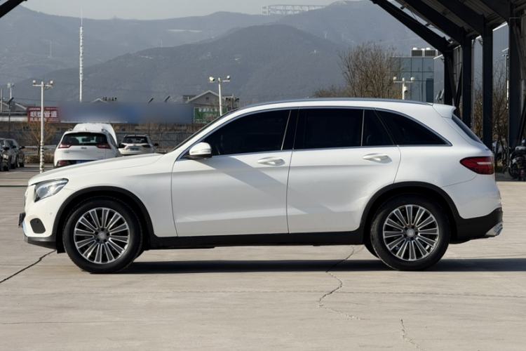 Used Mercedes-Benz GLC 2016 GLC 260 4MATIC Dynamic Edition
