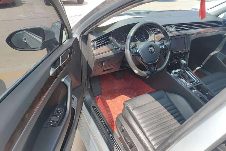 Used Volkswagen Magotan 2019 330TSI DSG Luxury Model China V Standard
