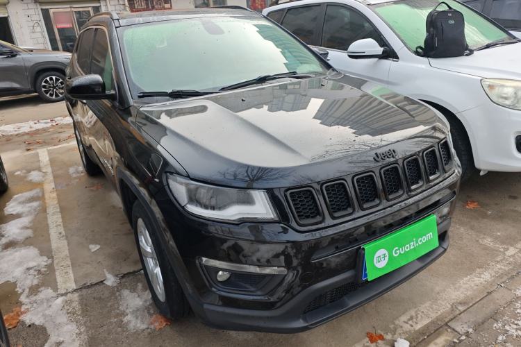 Used  Compass 2019 220T Automatic Family Edition
