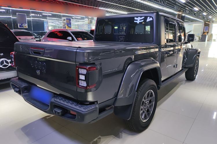 Used  Gladiator 2022 3.6L Pioneer Edition
