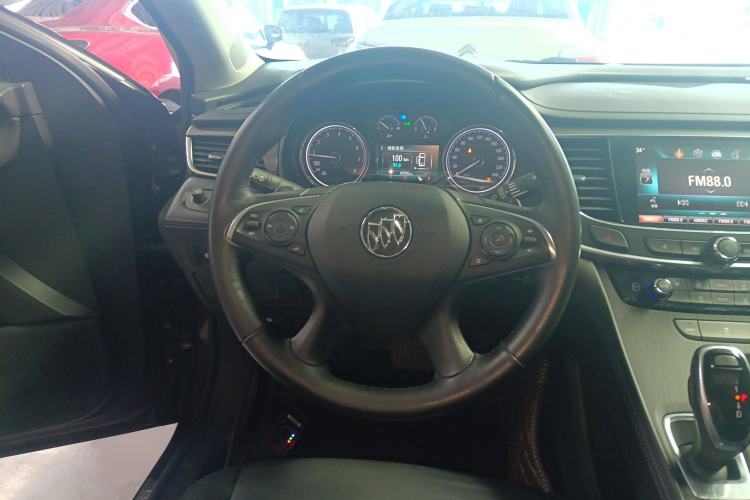 Used Buick LaCrosse 2018 20T Leading Model
