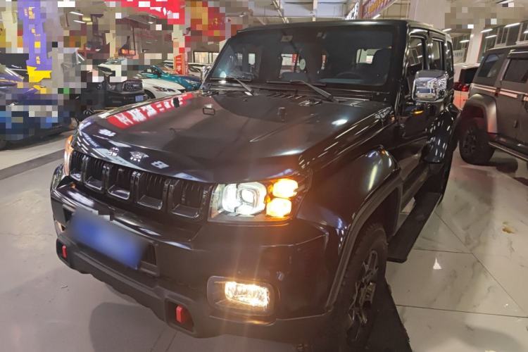 Used Beijing Auto BJ40 2021 2.0D Automatic Four-Wheel Drive Blade Hero Edition Pioneer Model
