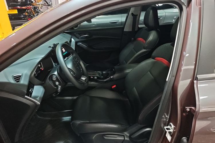 Used MG 5 2023 180 DVVT CVT Luxury Edition
