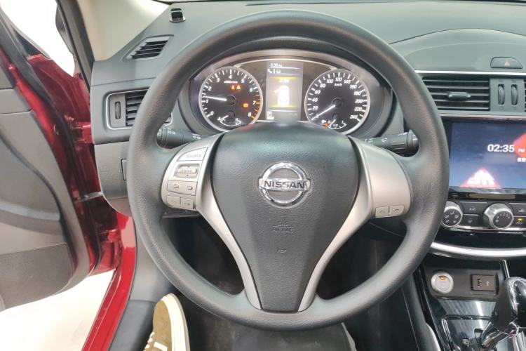 Used Nissan Tiida 2019 1.6L CVT Smart Drive Version China VI Standard