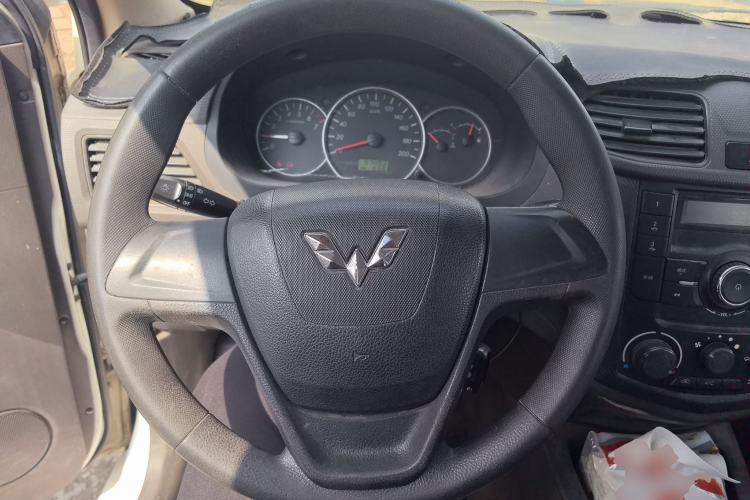 Used Wuling Hongguang 2015 1.2L S Base Model China IV
