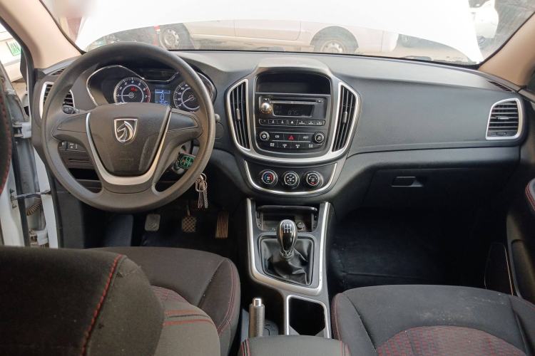 Used Baojun 560 2015 1.8L Manual Comfort Model

