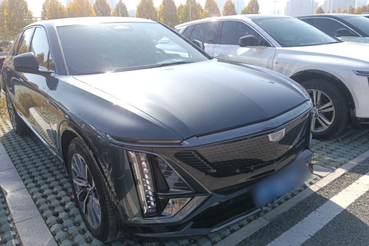 Used Cadillac LYRIQ 2022 Four-Wheel-Drive High-Performance Deluxe Edition
