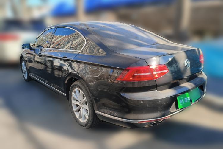 Used Volkswagen Magotan 2017 330TSI DSG Leading Model
