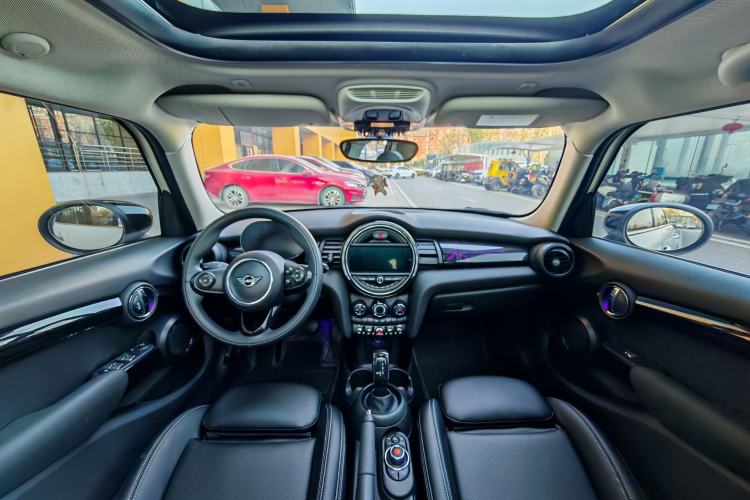 Used  MINI 2021 1.5T COOPER Classic Edition Five-Door Version