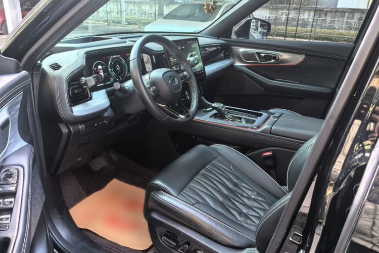 Used GAC Trumpchi GS8 2022 Double-Energy Series 2.0TM Four-Wheel Drive Premium Edition (7 Seats)
