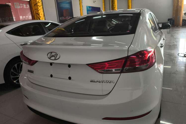 Used Hyundai Elantra 2019 1.5L CVT ZhiXuan – Elite Version
