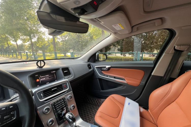 Used Volvo S60 2019 S60L Facelift T5 Intelligent Advanced Edition
