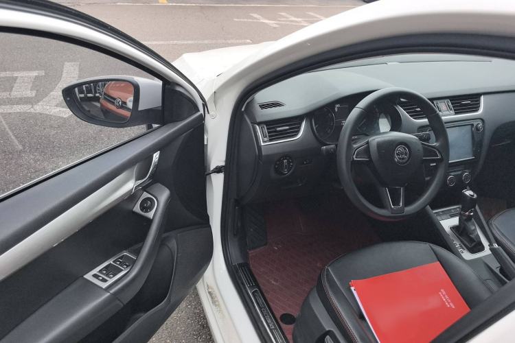 Used Skoda Octavia 2018 TSI230 DSG Comfort Edition