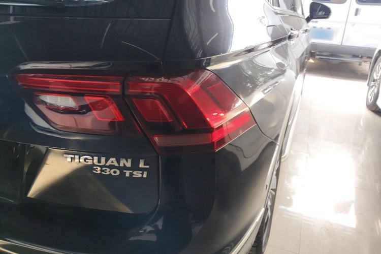 Used Volkswagen Tiguan L 2019 Revised 330TSI Automatic Two-Wheel Drive Smart & Luxury Edition China VI Standard
