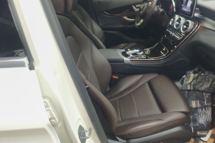 Used Mercedes-Benz GLC 2018 Facelifted GLC 260 4MATIC Dynamic Edition