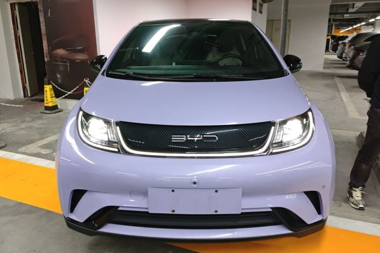 Used BYD Dolphin 2023 420 km Fashion Edition
