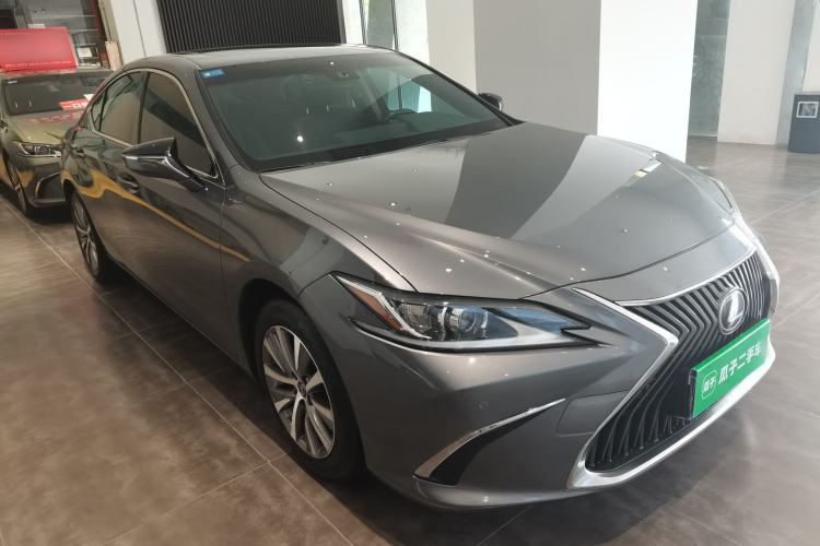 Used Lexus ES 2020 200 Excellence Edition