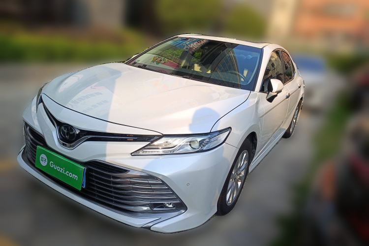 Used Toyota Camry 2019 Revised Version 2.0G Luxury Edition
