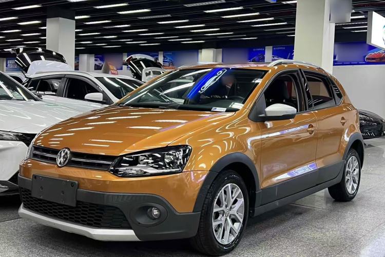 Used Volkswagen Polo 2016 1.6L Cross Polo Automatic