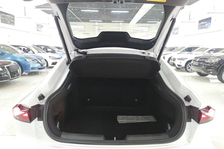 Used Changan UNI-V 2022 1.5T Prestige Version
