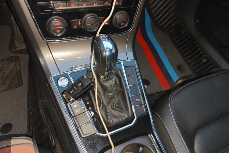 Used Volkswagen Passat 2017 330TSI DSG Luxury Edition
