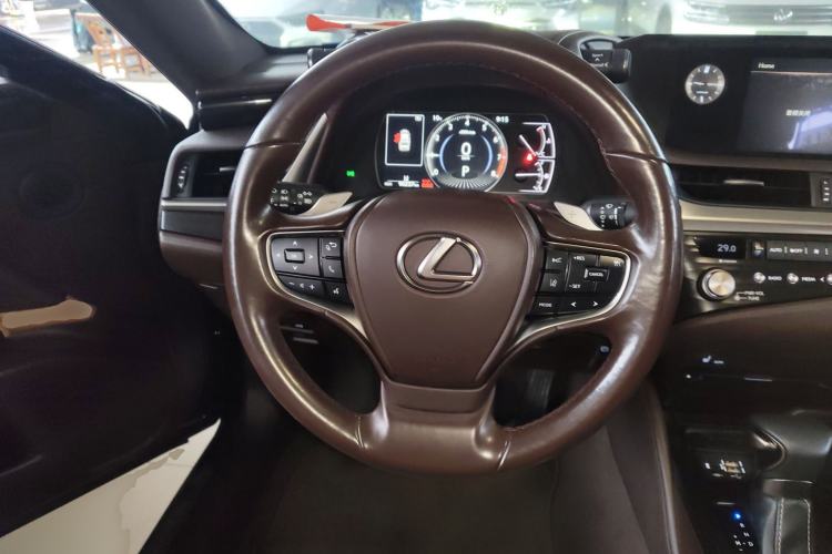 Used Lexus ES 2020 200 Excellence Edition